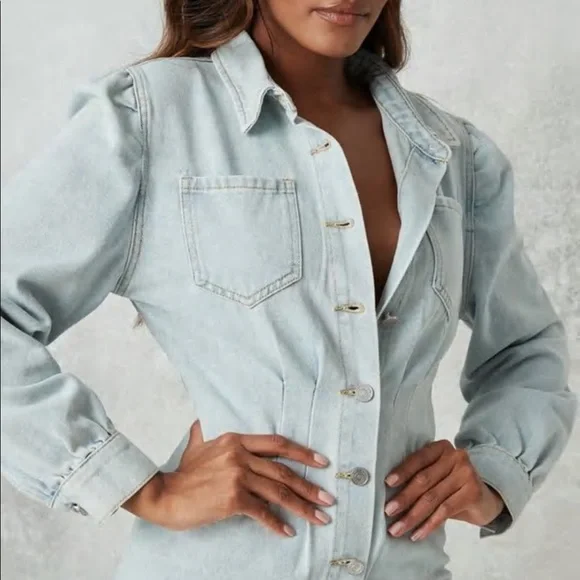 NEW! Misguided light blue cinched waist acid wash denim dress puff sleeves - Picture 3 of 11